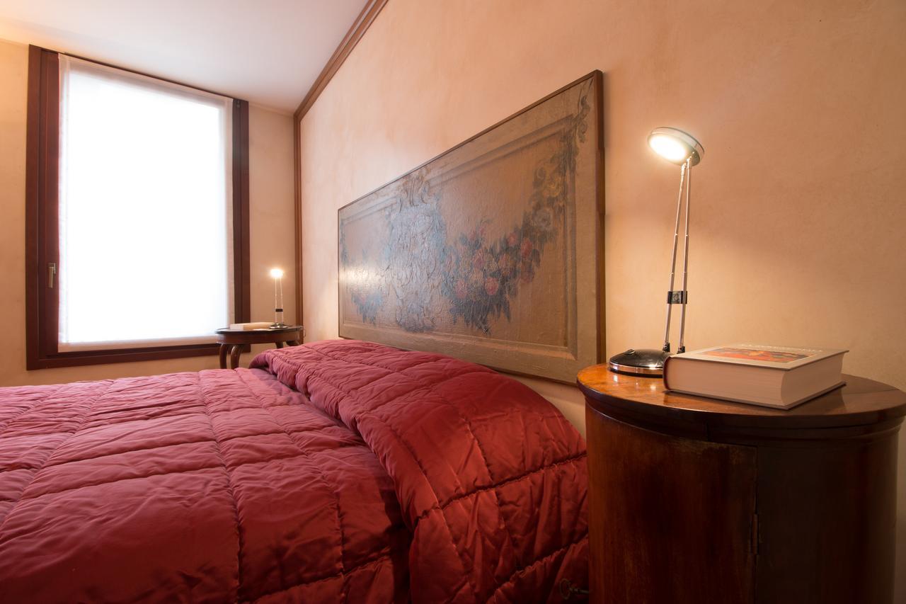 Apartment Fenice Double Canal View By Lionhost Venedig